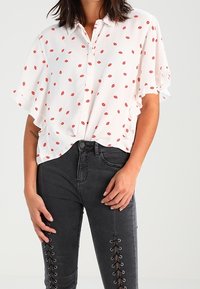 Topshop Petite Hemdbluse - off-white