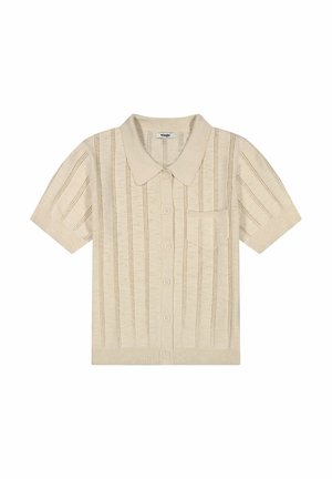 Beige gebreid vest met korte mouwen, verticale strepen, knopen aan de voorkant, kraag en een klein zakje aan de linkerkant van de borst.
