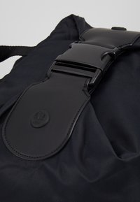Hunter ORIGINAL ORIGINAL TOPCLIP BACKPACK UNISEX - Tagesrucksack - black