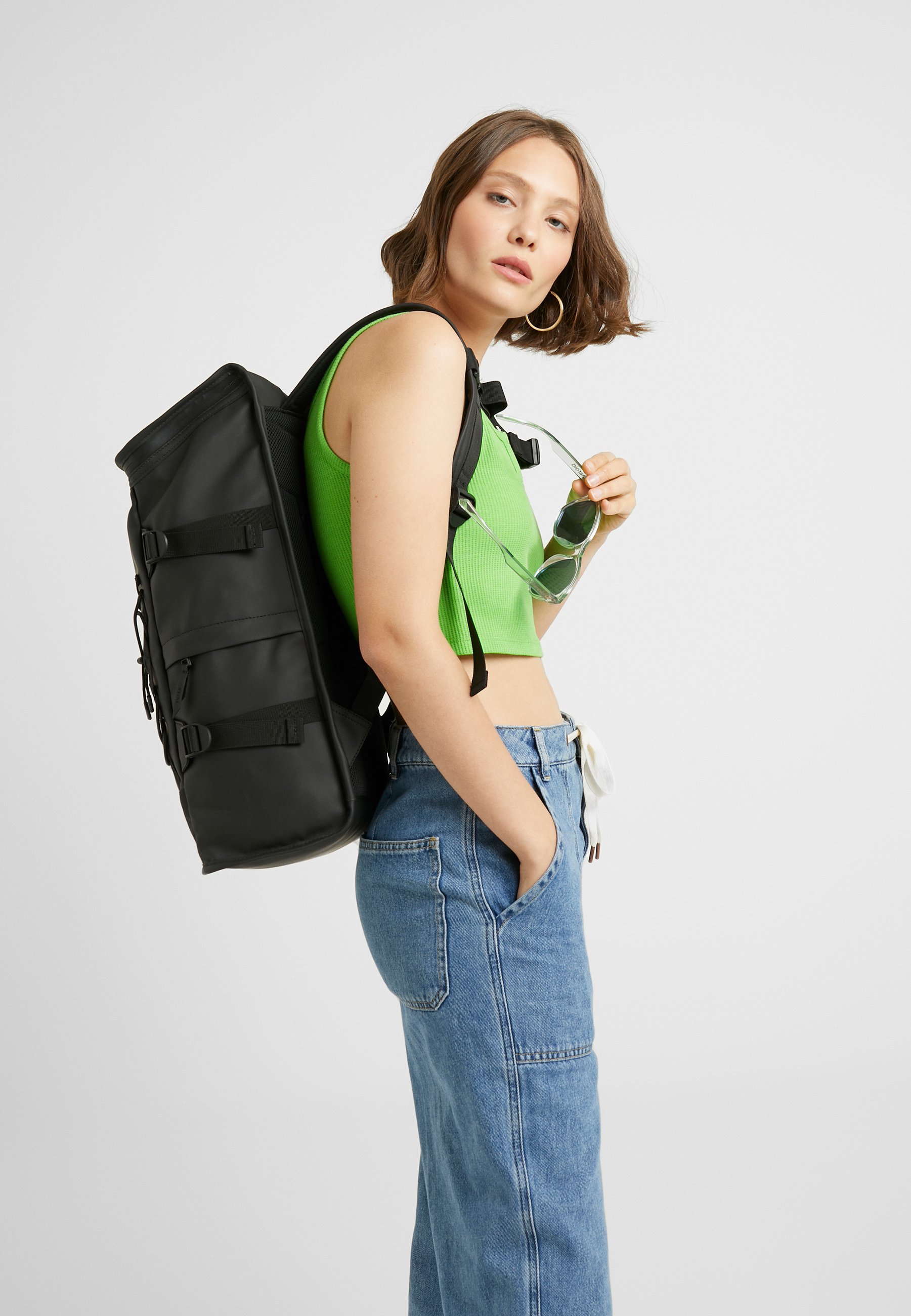 rains mountaineer backpack