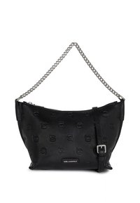 Musta nahkainen käsilaukku, jossa on kohokuviollinen logokuvio, vetoketjusuljenta ja ketjuhihna. Ominaisuuksiin kuuluu säädettävä olkahihna ja tyylikäs muoto.