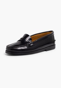 Must musta nahk loafer sileda pinnaga, ümmarguse nina, esiseemise detailide ja polsterdatud sisuga. Kummi allosas on hea haarde jaoks.