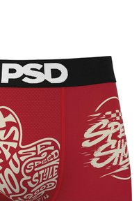 Boxeri scurți bărbătești roșii cu un tiv elastic negru pe care este inscripționat logo-ul „PSD”. Design texturat cu imprimeuri și modele de culoare crem.