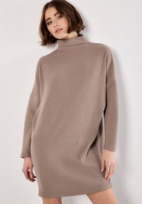 Unausgewählt, grey