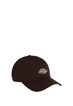 Gorra de béisbol negra Dickies con visera curva y logo Dickies blanco bordado en el panel frontal.