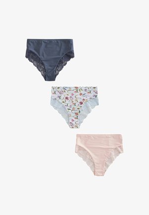 Tre damers trusser med høj talje og blondekanter i mørkegrå, blomstret mønster og lys rosa farve.