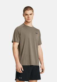 Under Armour - TECH TEE - Sports T-shirt - taupe dusk (200) Thumbnail Image 1