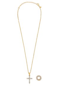 Goudkleurige ketting met een schitterende kruisbedel versierd met heldere stenen, vergezeld door een ronde bedel ingelegd met rhinestones.