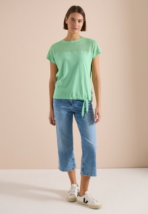 Cecil, - T-shirt z nadrukiem