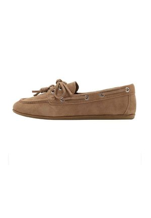 Boat shoes - sand