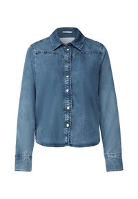 Chaqueta de mezclilla azul clara con cuello, cierre de botones y mangas largas. Tejido texturizado con un sutil detalle de costura.