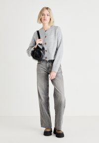 Vero Moda VMBOOM NECK BUTTON CARDIGAN  - Cardigan - light grey melange
