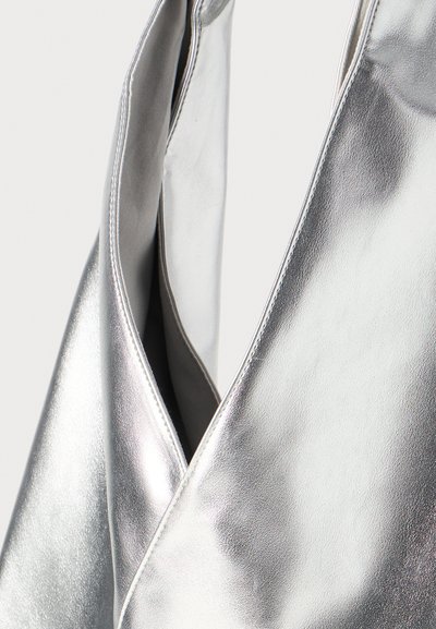 MM6 Maison Margiela CLASSIC JAPANESE HANDBAG - Rokassoma - silver-coloured