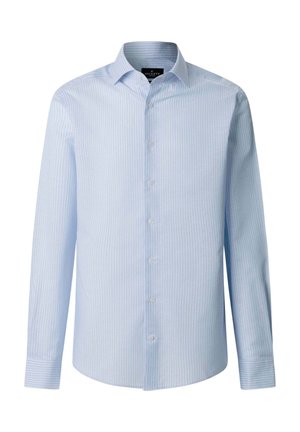 Lichtblauw herenoverhemd met lange mouwen, dunne witte verticale strepen en knoopsluiting aan de voorkant, met een klassieke kraag.