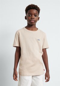 Levi's® - BATWING CHEST HIT - Lihtne T-särk - peach bloom Väikepilt 1