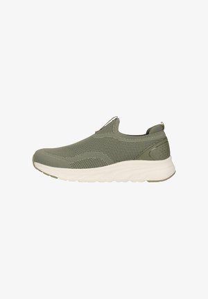 Lichtgroene slip-on sneaker met ademend mesh bovenwerk, witte dempende zool en trekbandjes op de tong en hiel.