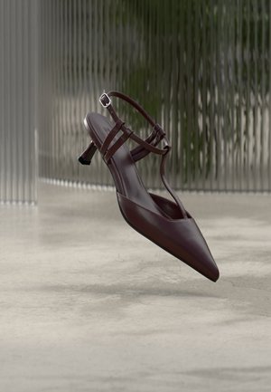 Klasiski papēži - cherry red