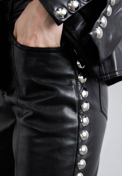 Cinq à Sept STUDDED SHAILENE PANT - Trousers - black