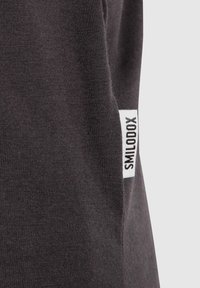Smilodox FLORIAN MODAL STRINGER - Top - anthrazit