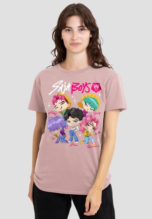 KPOP DEMON HUNTERS - SAJA BOYS CHIBI POSTER - Print T-shirt - mottled pink