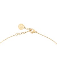 Bracciale in oro con chiusura a moschettone, pendente circolare con design a cuore e maglie di diverse dimensioni per una lunghezza regolabile.