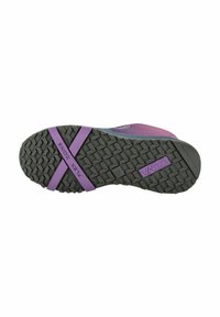Sole di scarpa in gomma viola e grigia con una superficie testurizzata, caratterizzata da un design a croce in viola e un marchio sul lato.