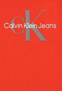 Calvin Klein Jeans MONOGRAM UNISEX - Apdrukāts T-krekls - flaming chili