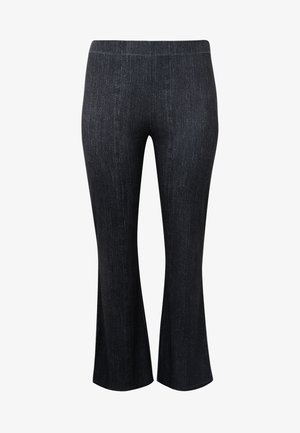 Mørke denim flarebukser med en glat tekstur, der har en tætsiddende talje og en let udvidet nedre del, som viser en subtil glans og lodrette linjer.