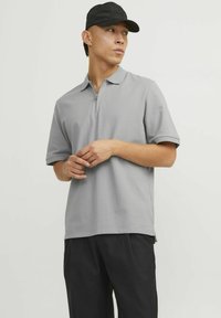 Jack & Jones Polotričko - ultimate grey