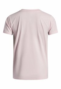 Camiseta de algodón de color rosa claro con mangas cortas, cuello redondo y con una textura suave. La parte de atrás es lisa, sin gráficos ni detalles.