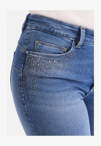 Unausgewählt, blue denim used