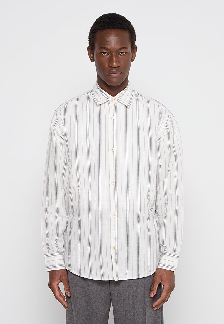NN.07 Overhemd wit