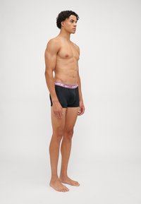Nike Underwear TRUNK 3 PACK - Boxer aderenti - black/oil green/plum dust/light silver