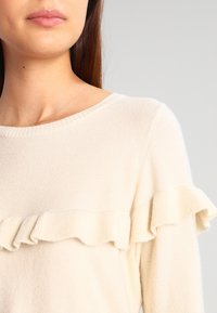 Vero Moda Neule - off-white