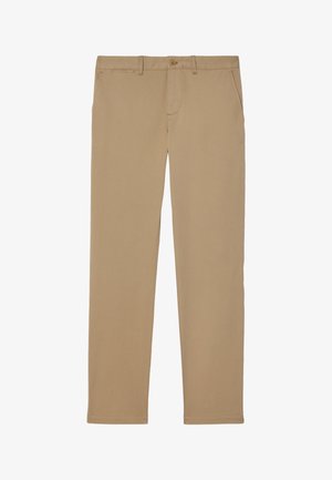 Beige broek met rechte pijpen, met riemlussen, knoopsluiting en zijzakken, plat weergegeven op een witte achtergrond.