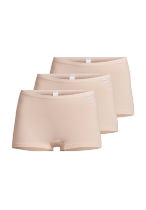 Drei beigen nahtlose Damen-Boyshort-Unterhosen übereinandergestapelt mit kleinen weißen Markentags am Bund.