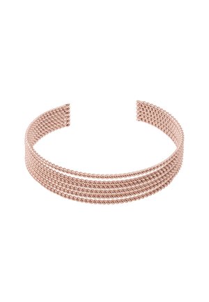 Roze gouden metalen armband met een gedraaid ontwerp en meerdere verweven strengen, gladde randen en een flexibele vorm.