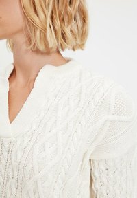 Trendyol Sweter