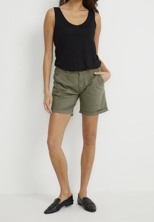 Shorts - dark green