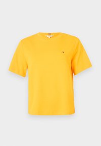 Unselected, orange flash