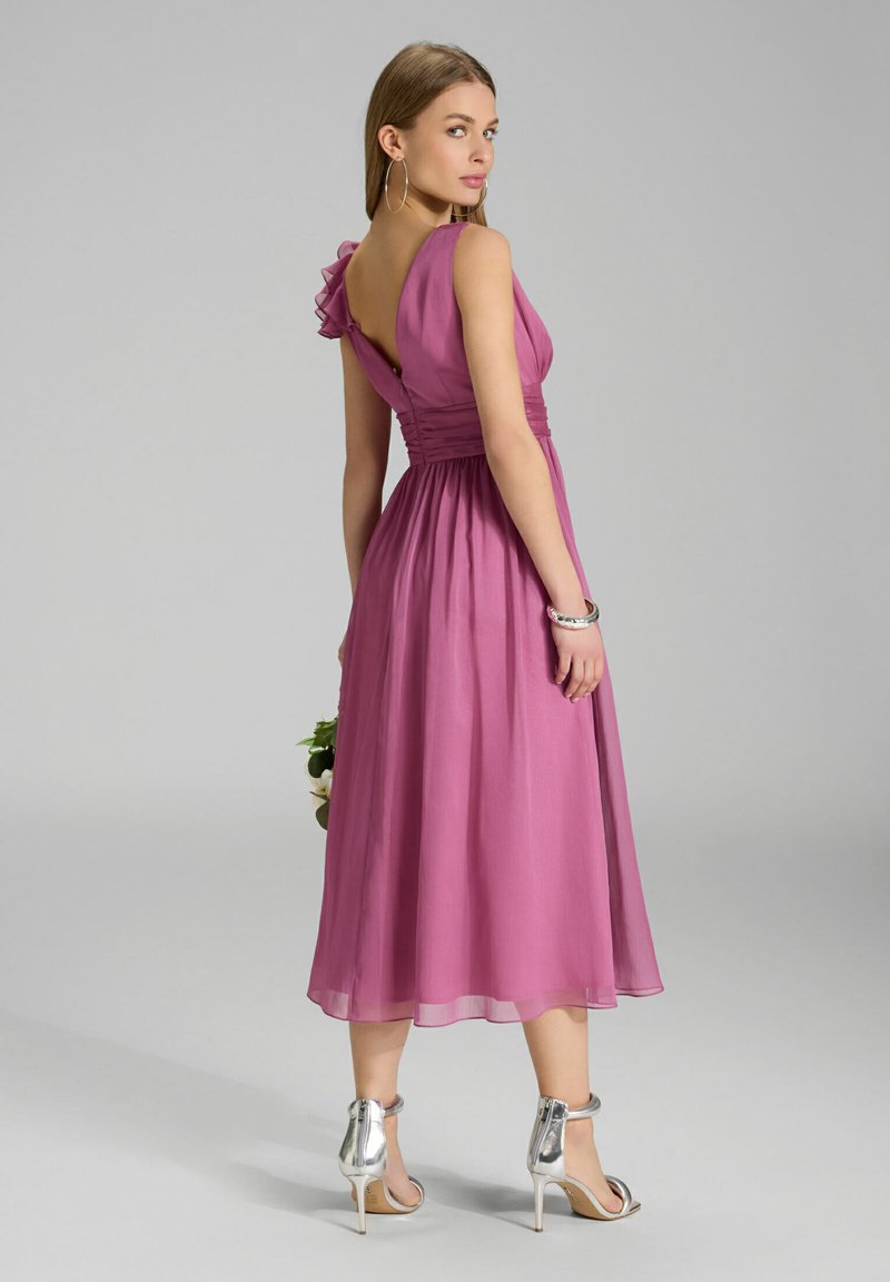 strapless open back dress Pink Mesh Tiered Long Sleeve Maternity Maxi Dress main image 1