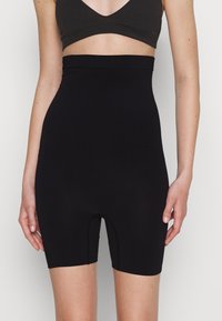 MAGIC Bodyfashion - BOOTY BOOST HIGH SHORT - Perilo za oblikovanje postave - black Miniaturna slika 1