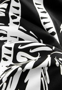 Unausgewählt, black cream palm