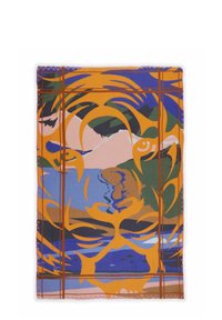 Flauschige Decke mit einem Design eines Löwengesichts. Hergestellt aus weichem Stoff, enthält sie lebendige Muster in Orange, Blau und Grün mit ausgefransten Kanten.