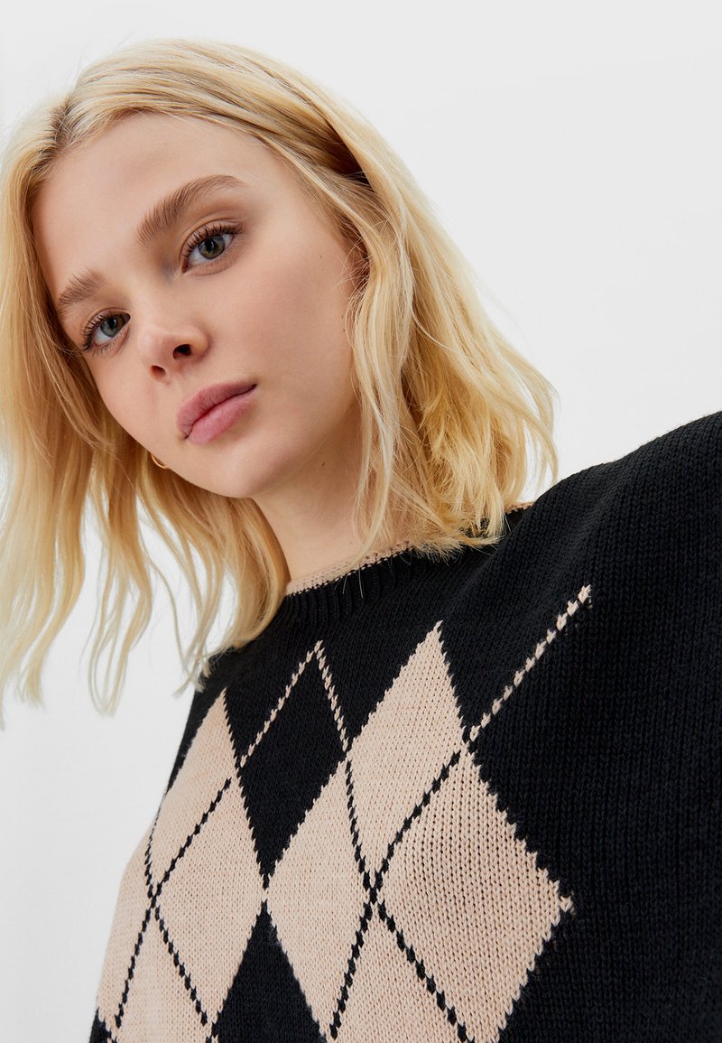 Damen Strickjacken | Stradivarius Strickpullover black/schwarz - LE51260 Damen Strickjacken | Stradivarius Strickpullover black/schwarz - LE51260