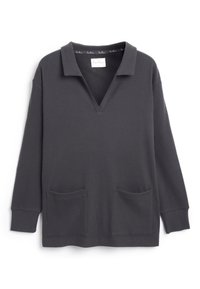 Pull long à manches longues gris foncé, à côtes, avec un col en V, un col prononcé et deux poches avant. Fabriqué en tissu texturé.