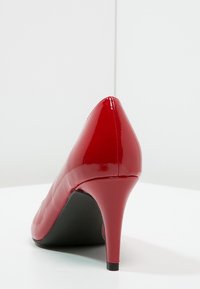 Tamaris Tacones - red