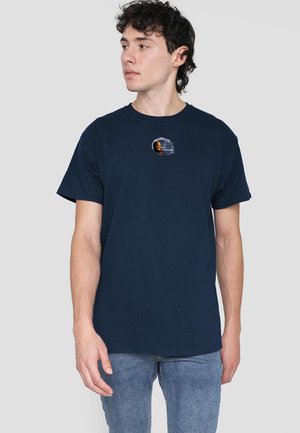 STARGATE SG-1 NOT LAUGHING - T-Shirt basic - dark blue