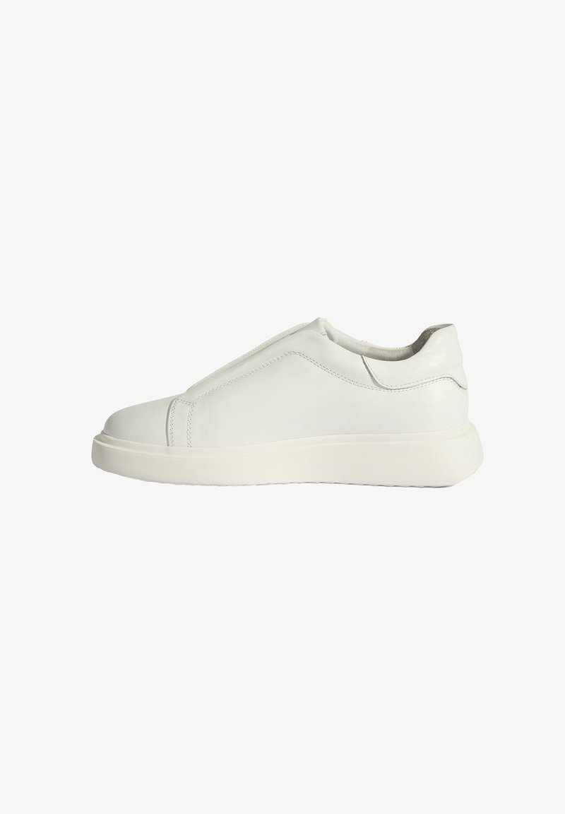 Desa Slipper - white