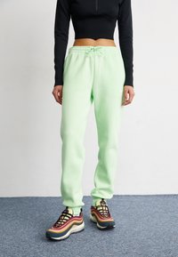 Nike Sportswear - PANT  - Treniņtērpa apakšdaļas - vapor green/(sail) Miniatūras attēls 1